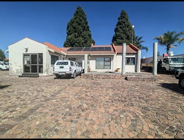 3 BEDROOM PROPERTY TO RENT IN BUCCLEUCH